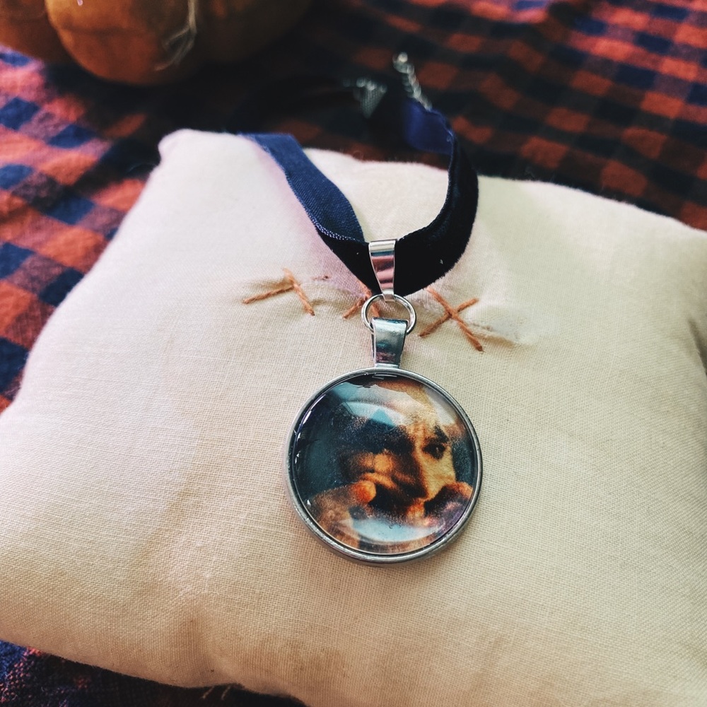 Joaquin Phoenix Joker Choker